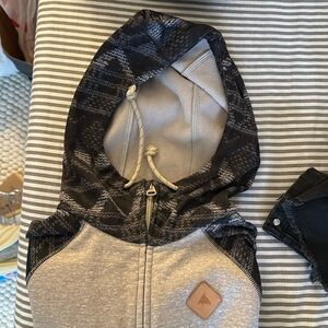 Burton fleece lined sweatshirt/zip up (xs)